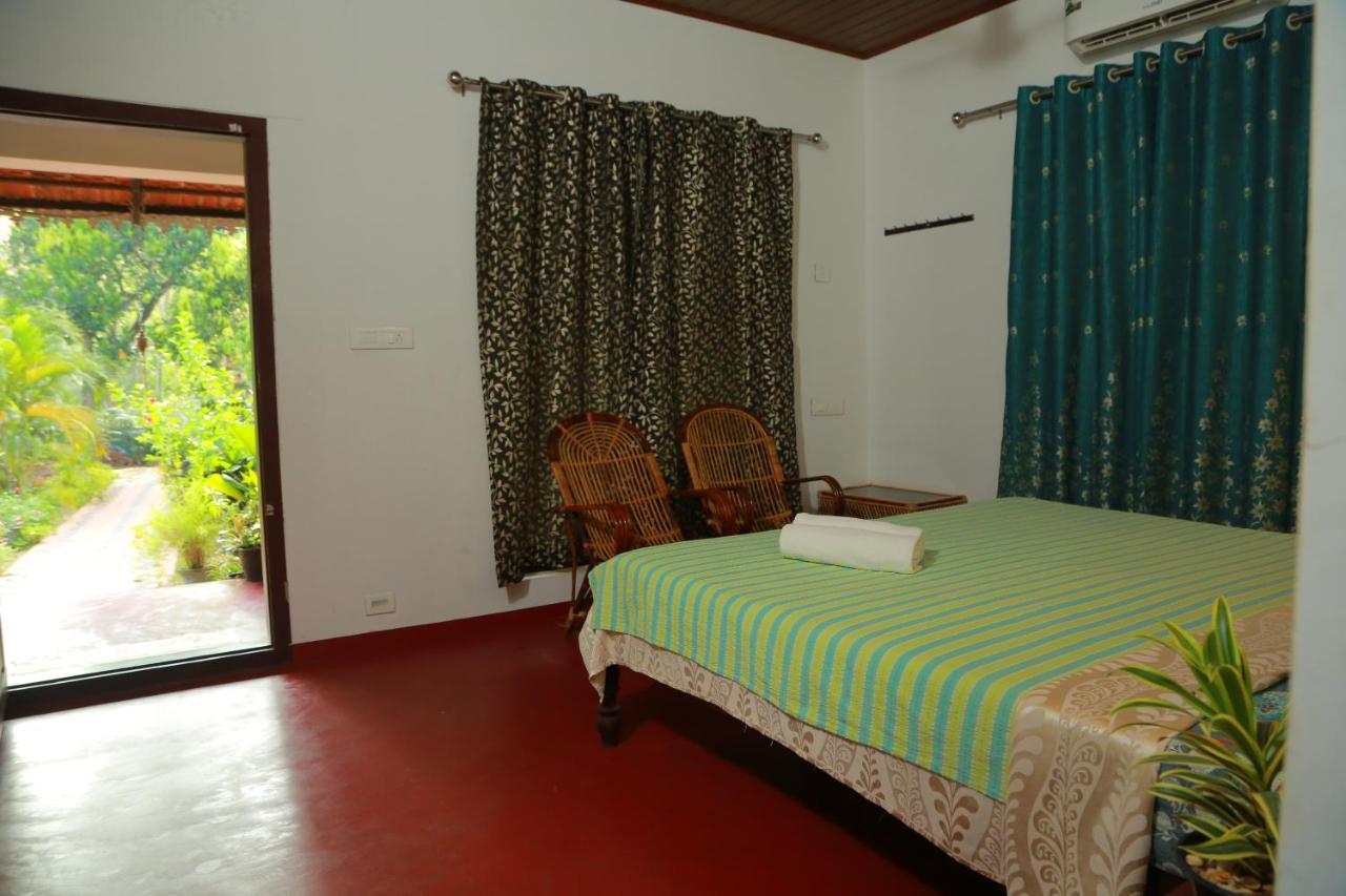 Alappuzha Marari Charlys Homestay מראה חיצוני תמונה