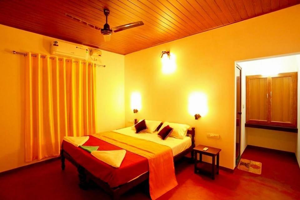 Alappuzha Marari Charlys Homestay מראה חיצוני תמונה