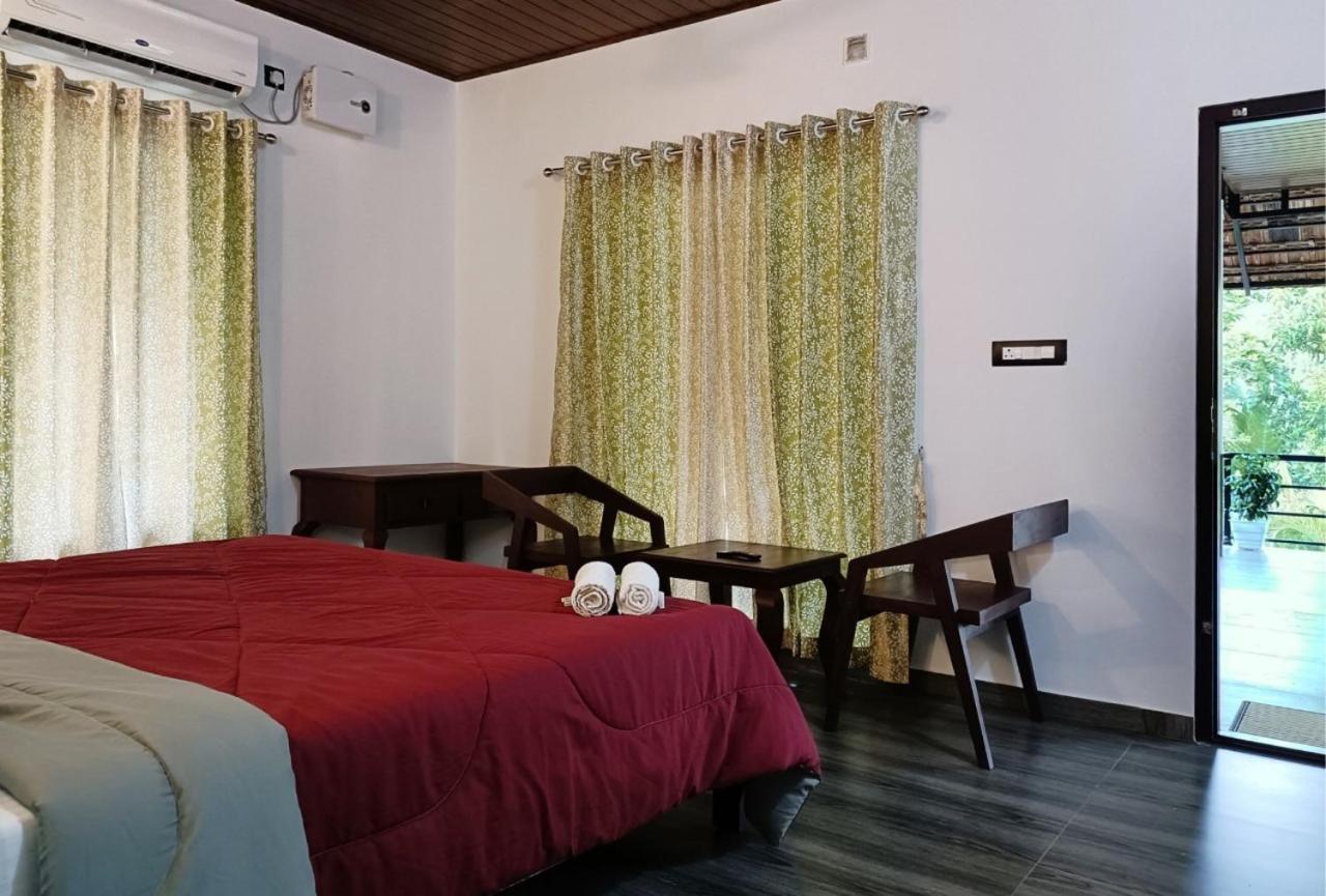 Alappuzha Marari Charlys Homestay מראה חיצוני תמונה
