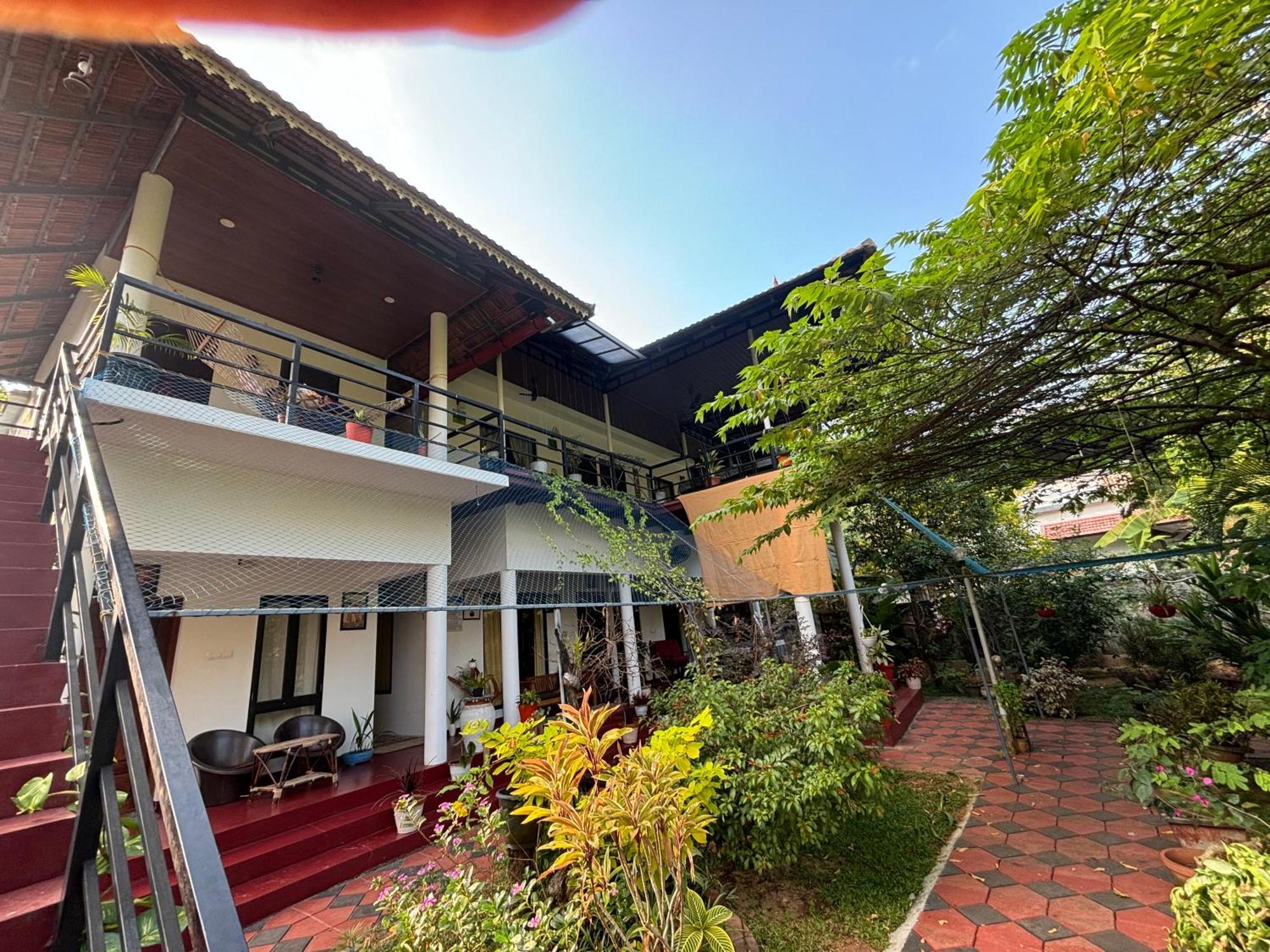 Alappuzha Marari Charlys Homestay מראה חיצוני תמונה